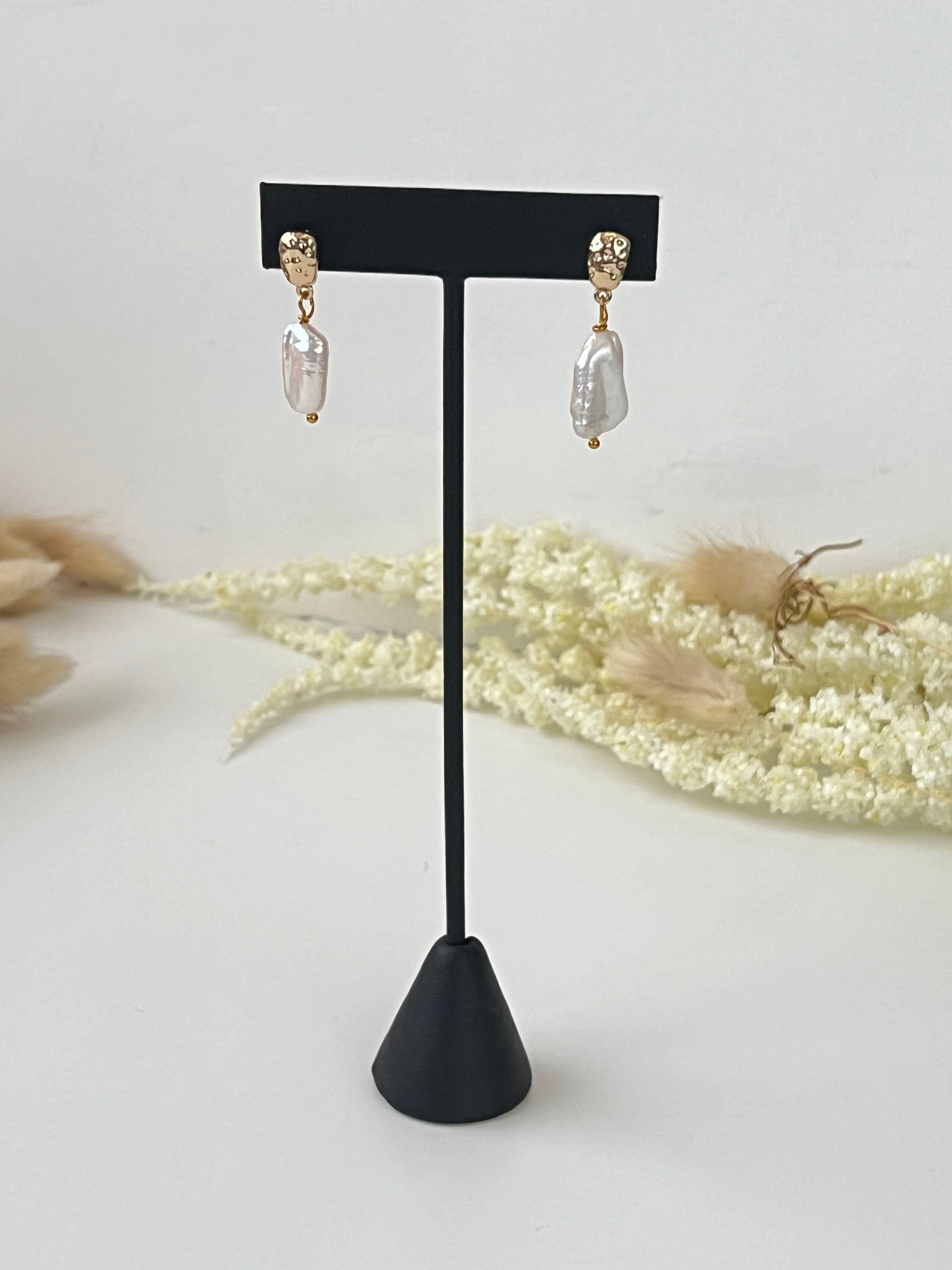 Baroque pearlドロップピアス(F WHITE): ACCESSORIES